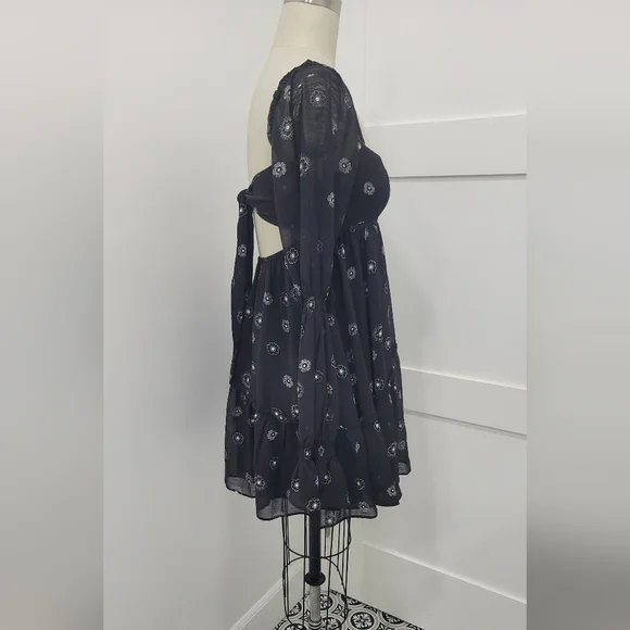 Urban Outfitters Black Lanette Chiffon Long Sleeves Babydoll Mini Dress Size S - Picture 4 of 11